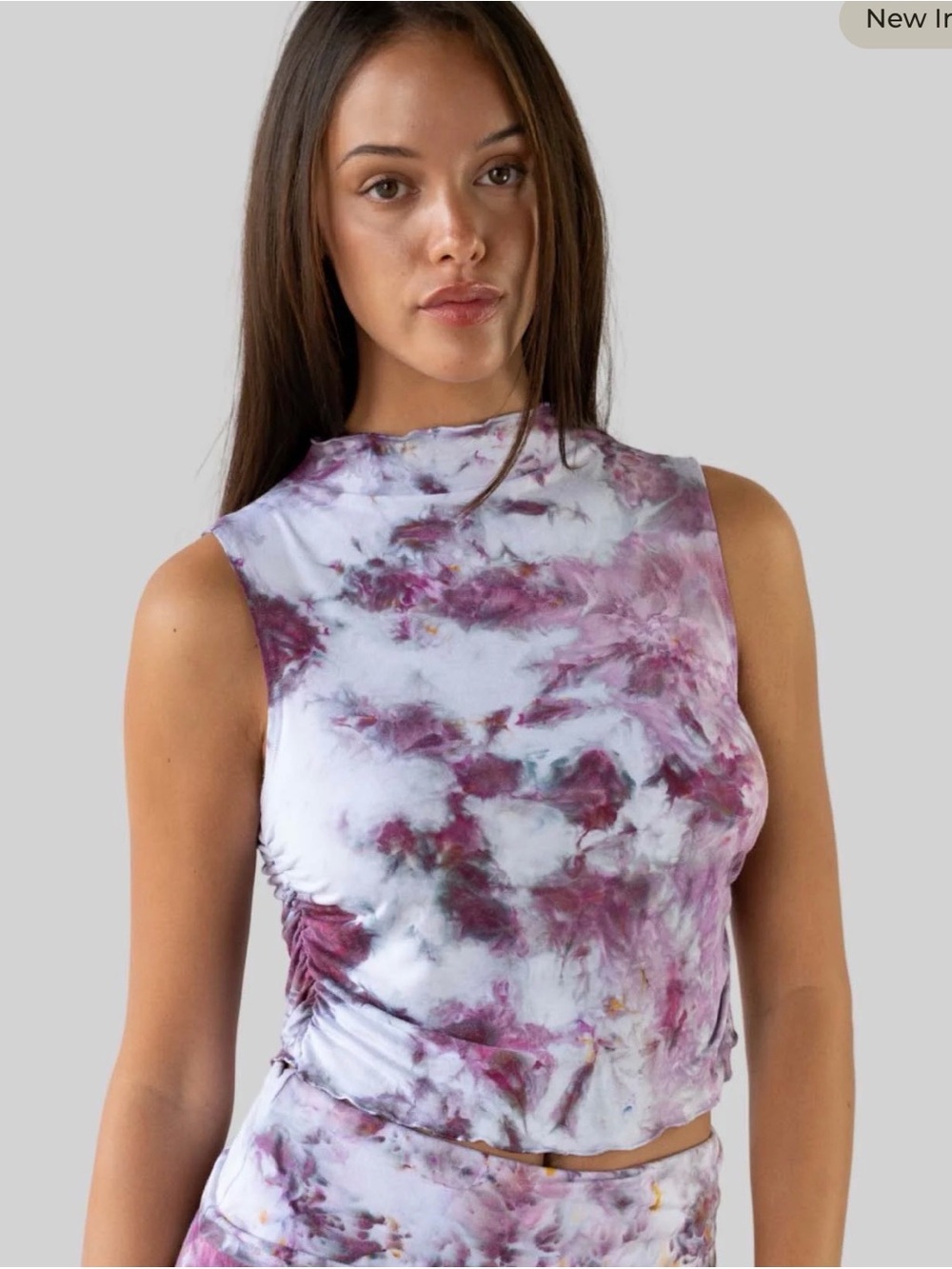Tie-Dye Sleeveless Cropped Tank Top - Purple White